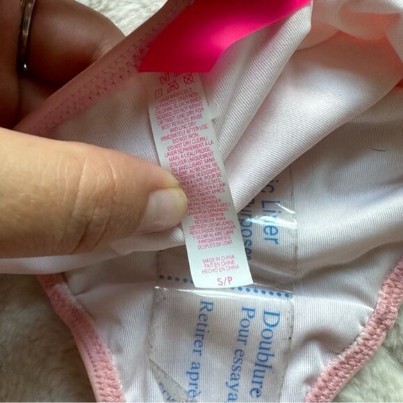 Victoria's Secret | Peach Teeny Bikini Bottoms | Size Small - Picture 9 of 11